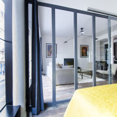 Апартаменты Luxury Apartment In Paris - République Париж балкон