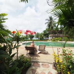 Отель Green Garden Resort Таиланд, Ланта - отзывы, цены и фото номеров - забронировать отель Green Garden Resort онлайн бассейн фото 2