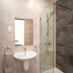 Отель Island Guesthouse Мальта, Гзира - отзывы, цены и фото номеров - забронировать отель Island Guesthouse онлайн ванная