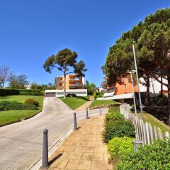 Отель Apartament Katrina Lloretholiday Испания, Льорет-де-Мар - отзывы, цены и фото номеров - забронировать отель Apartament Katrina Lloretholiday онлайн приотельная территория