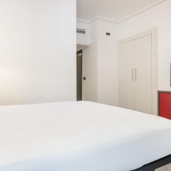 Отель Petit Palace Puerta de Triana комната для гостей фото 2