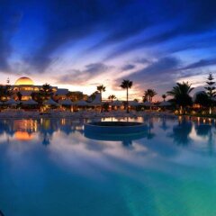 Отель Djerba Plaza Hotel Тунис, Мидун - отзывы, цены и фото номеров - забронировать отель Djerba Plaza Hotel онлайн приотельная территория фото 2