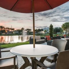 Отель Comfort Suites Sarasota - Siesta Key балкон