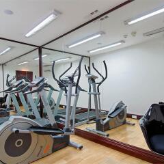 Отель Shaftesbury Hyde Park International Лондон фитнесс-зал