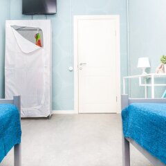 Гостиница Жилое помещение Рус - Новокузнецкая в Москве 9 отзывов об отеле, цены и фото номеров - забронировать гостиницу Жилое помещение Рус - Новокузнецкая онлайн Москва комната для гостей фото 4