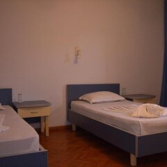 ADIS Holiday Inn Hotel комната для гостей фото 2