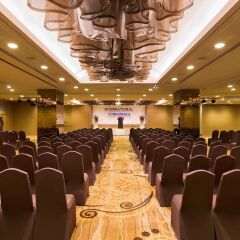 Отель Grand Mercure Fortune Бангкок с домашними животными
