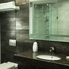 Отель All Seasons Hotel on Freedom Square Грузия, Тбилиси - отзывы, цены и фото номеров - забронировать отель All Seasons Hotel on Freedom Square онлайн ванная