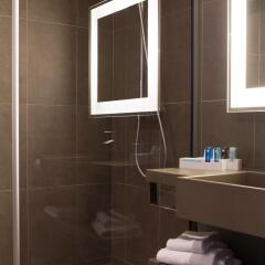 Отель Novotel Toronto North York Канада, Торонто - отзывы, цены и фото номеров - забронировать отель Novotel Toronto North York онлайн ванная