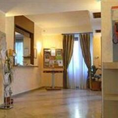 Отель IH Hotels Milano ApartHotel Argonne Park Италия, Милан - 2 отзыва об отеле, цены и фото номеров - забронировать отель IH Hotels Milano ApartHotel Argonne Park онлайн интерьер отеля фото 3