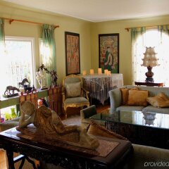 Отель Cinema Suites Bed & Breakfast США, Лос-Анджелес - отзывы, цены и фото номеров - забронировать отель Cinema Suites Bed & Breakfast онлайн интерьер отеля