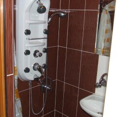 Отель Varnaflats Guest Rooms Болгария, Варна - отзывы, цены и фото номеров - забронировать отель Varnaflats Guest Rooms онлайн ванная