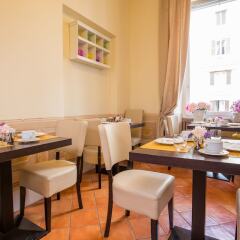 Отель Caesar House Residenze Romane питание