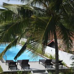 Отель Star Holiday Resort Шри-Ланка, Хиккадува - 2 отзыва об отеле, цены и фото номеров - забронировать отель Star Holiday Resort онлайн пляж фото 2