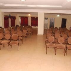 Отель Dannic Hotels Enugu фото 2