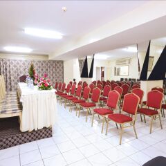 OYO 166 Melody Queen Hotel Дубай помещение для мероприятий фото 2
