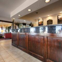 Отель Best Western Lakewood Inn интерьер отеля фото 2