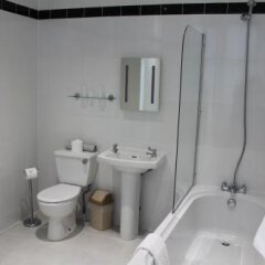 The Ascot Hotel in Douglas, Isle of Man from 142$, photos, reviews - zenhotels.com bathroom