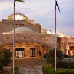 Отель King Hussein bin Talal Convention Center managed by Hilton Иордания, Сваймех - отзывы, цены и фото номеров - забронировать отель King Hussein bin Talal Convention Center managed by Hilton онлайн фото 2