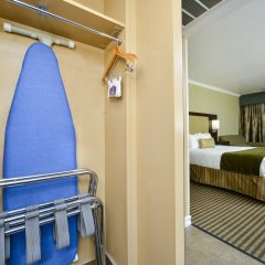 Отель Best Western Royal Sun Inn & Suites США, Тусон - отзывы, цены и фото номеров - забронировать отель Best Western Royal Sun Inn & Suites онлайн