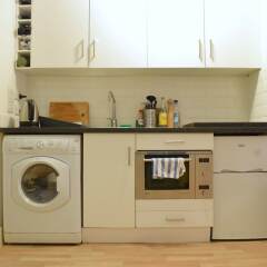 Апартаменты Studio Flat Near Borough Tube Sleeps 2 в номере