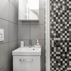 Отель Lokappart - Marais Париж ванная