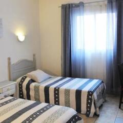 Отель Hostal Nevada Испания, Фуэнхирола - отзывы, цены и фото номеров - забронировать отель Hostal Nevada онлайн комната для гостей фото 3