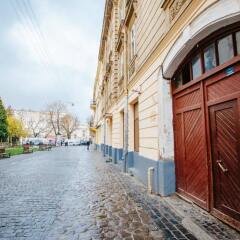 Апартаменты Apartments Lux in city center Lviv Львов парковка