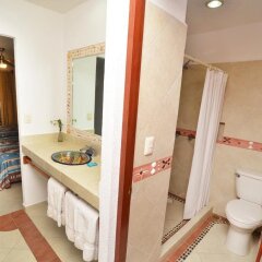 Hotel Suites Ixtapa Plaza ванная фото 2