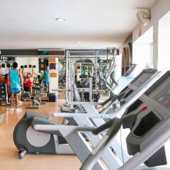 Luna Palace Hotel and Suites фитнесс-зал