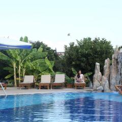 Garden Resort Bergamot Hotel – All Inclusive бассейн фото 2