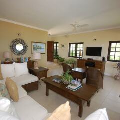Отель Mai Tai Villa, 4BR by Jamaican Treasures интерьер отеля