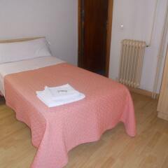 Отель Hostal Olga Испания, Мадрид - 1 отзыв об отеле, цены и фото номеров - забронировать отель Hostal Olga онлайн комната для гостей фото 2