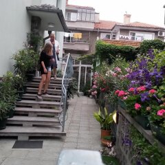Отель Nely Family Hotel Болгария, Поморие - отзывы, цены и фото номеров - забронировать отель Nely Family Hotel онлайн фото 2