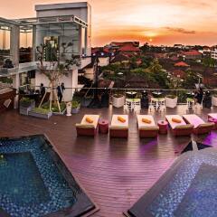 Fashion Hotel Legian бассейн