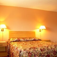 Отель Pelican Motel США, Ниагара-Фолс - отзывы, цены и фото номеров - забронировать отель Pelican Motel онлайн комната для гостей фото 2