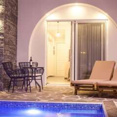 Отель Alexander Studios & Suites - Adults Only бассейн фото 9