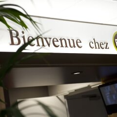 Отель B&B Hôtel Auxerre Bourgogne городской автобус