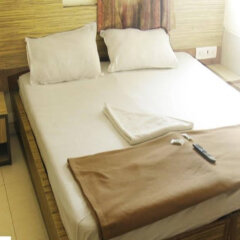Hotel Regal Residency in Mumbai, India from 83$, photos, reviews - zenhotels.com guestroom photo 3