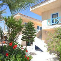 Tsalos Beach Hotel фото 3