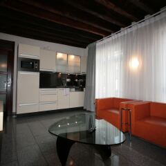 Отель Amosa Liège City Centre Apart Regence 10 Бельгия, Льеж - отзывы, цены и фото номеров - забронировать отель Amosa Liège City Centre Apart Regence 10 онлайн комната для гостей фото 2