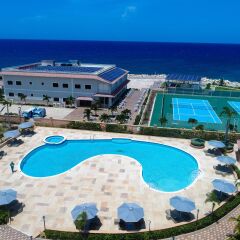 Отель The Marina Village 2 & 3 Bedroom Condo's Ямайка, Боскобел - отзывы, цены и фото номеров - забронировать отель The Marina Village 2 & 3 Bedroom Condo's онлайн бассейн фото 3