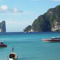 Отель Bay View Resort - Phi Phi Island фото 4
