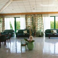 Отель Aparthotel Mandalena