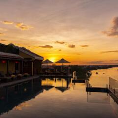 Отель Little Riverside Hoi An Хойан бассейн фото 2