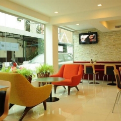 BKK Home 24 Boutique Hotel гостиничный бар