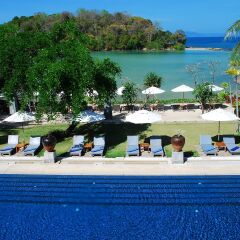 Отель Nakamanda Resort And Spa пляж