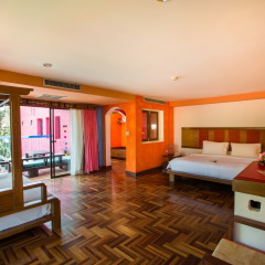 Отель Baan Samui Resort сейф в номере