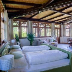 Отель Schloss Castello Pienzenau B&B Меран комната для гостей фото 5