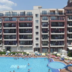 Admiral Plaza Hotel бассейн
